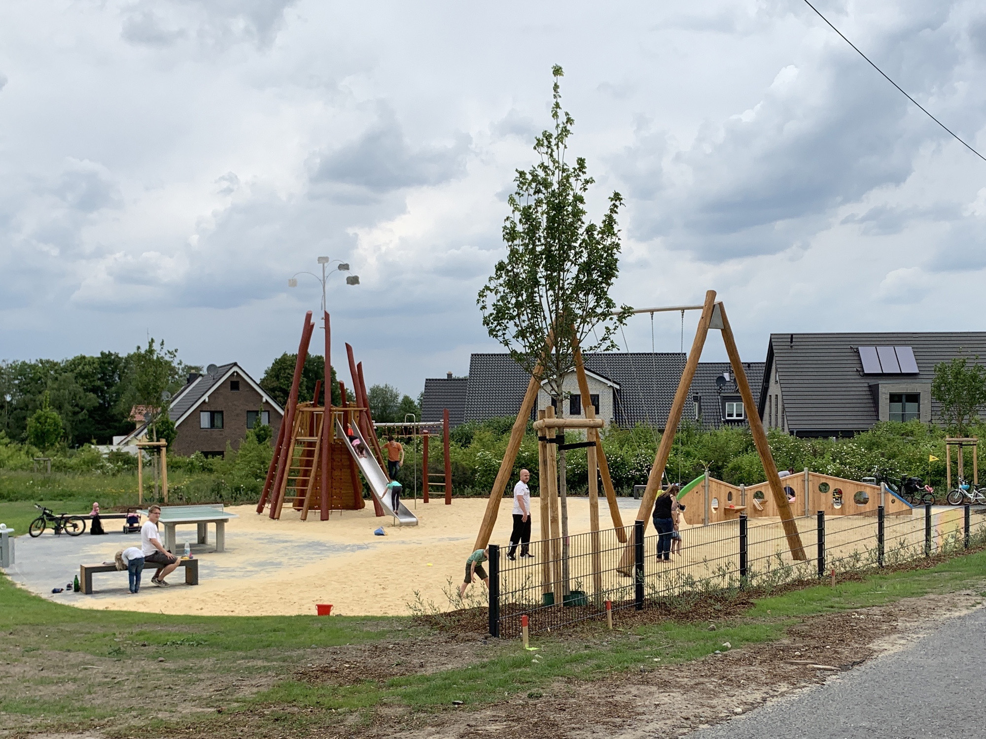 Spielplatz-Wandweg.jpg