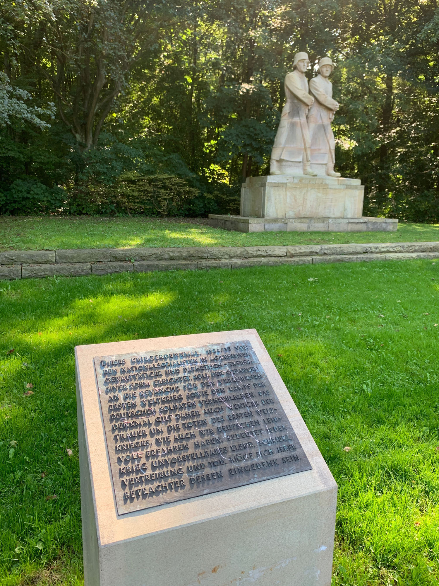 Dorney-Mahnmal_15.jpg