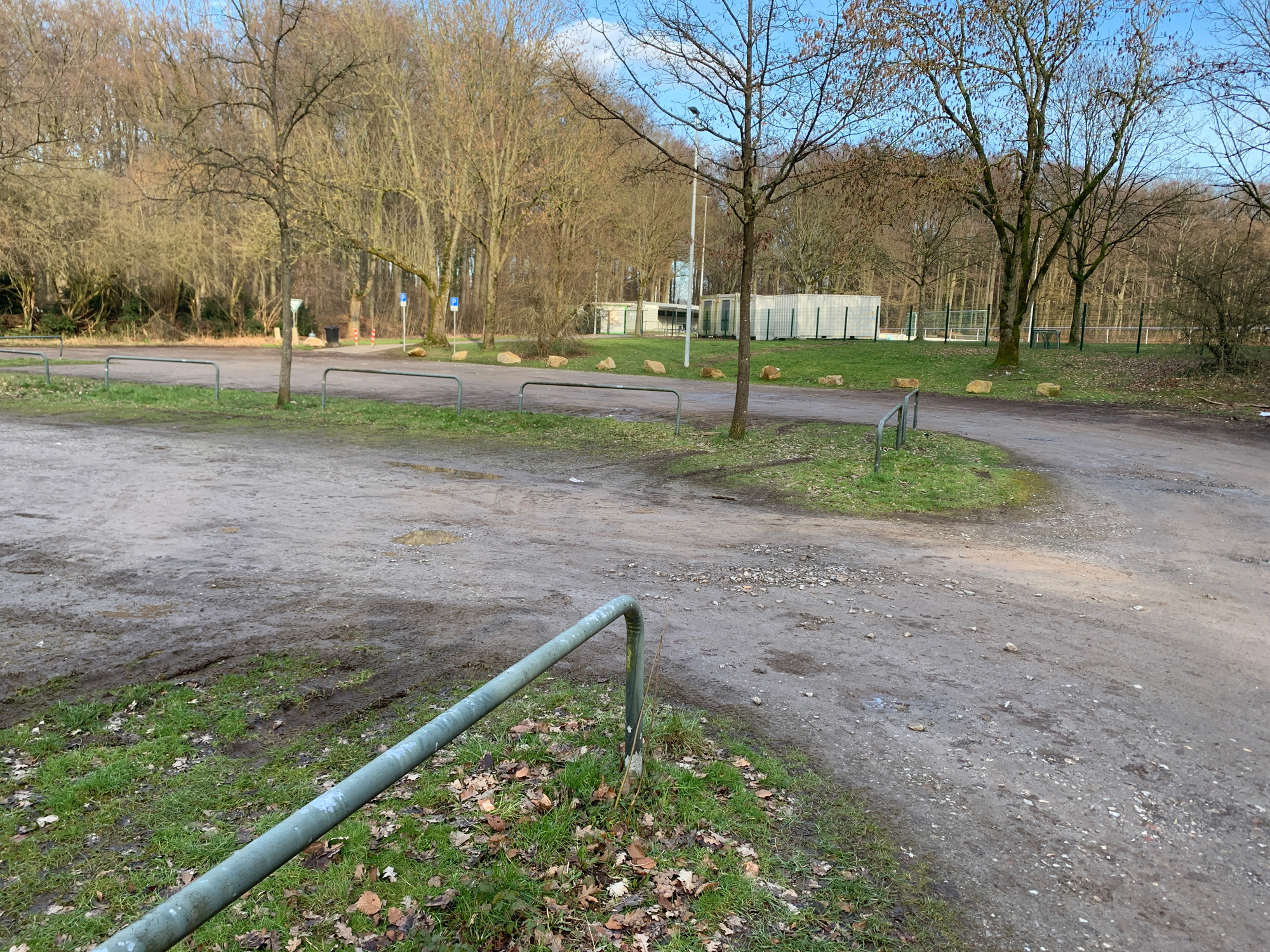 Mergelkuhle_Parkplatz.jpg